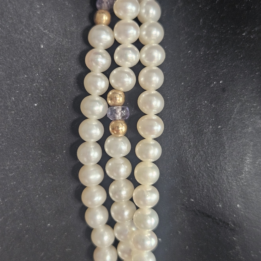 Elegant 17" 14k Yellow Gold 3 Strand White Pearl Necklace Amethyst Accents - Picture 3 of 5